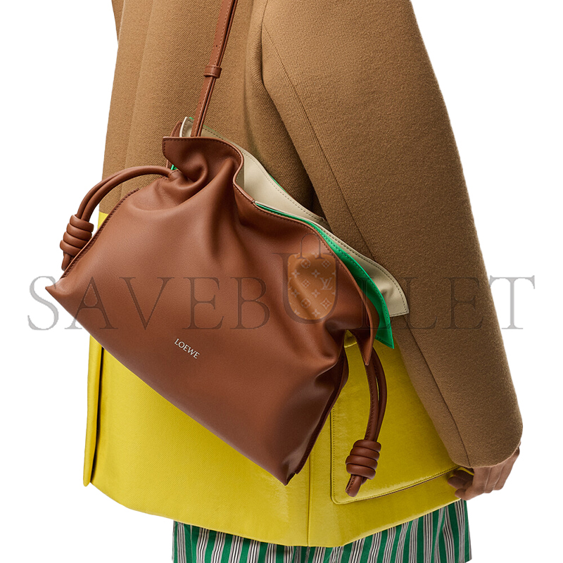 LOEWE MEDIUM LAYERED FLAMENCO CLUTCH IN NAPPA CALFSKIN A411FC1XEX (30*24.5*10.5cm)